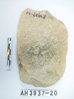 藏品(中型舌刃打製石斧)的圖片